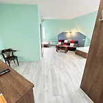 Hotel N - Klid, Atmosfera A Zazitek 3*