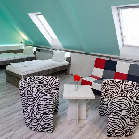 Отель N Зноймо