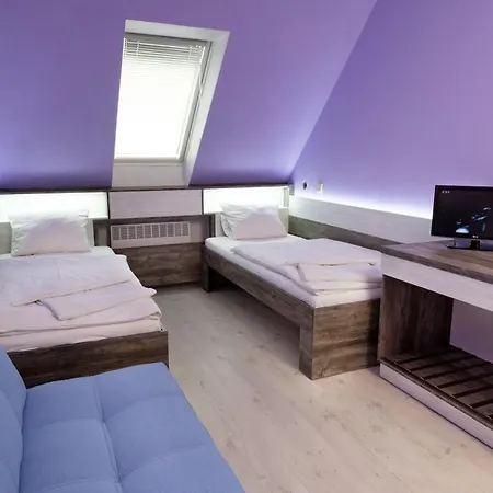 Hotel N