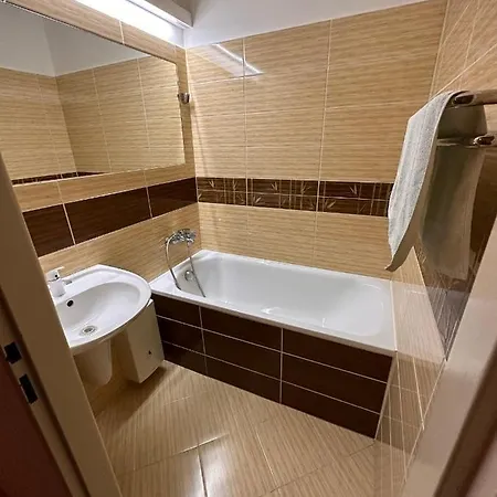N - Klid, Atmosfera A Zazitek Hotel