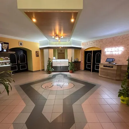 N Hotel 3*