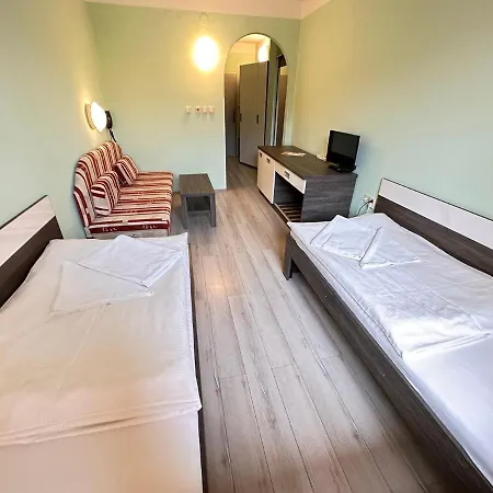 N - Klid, Atmosfera A Zazitek 3*