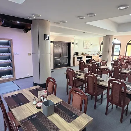N - Klid, Atmosfera A Zazitek 3* Znojmo