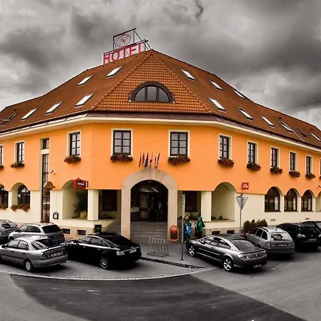 Отель N Зноймо