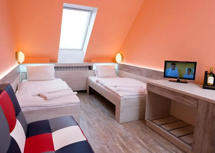 Hotell N