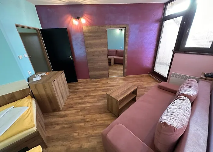 N Hotel