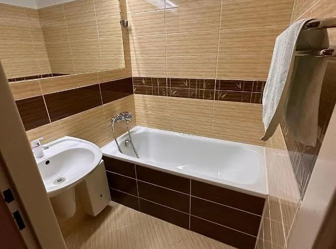 N Hotell