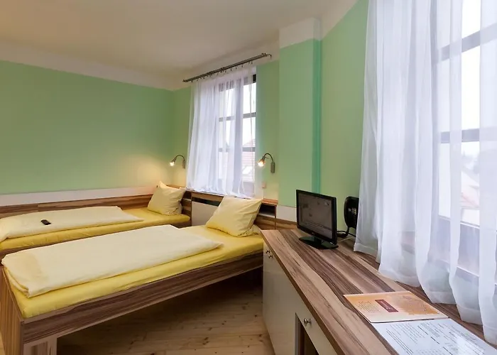 N 3* Znojmo
